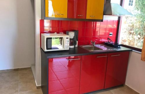 Aetos Apartment | Budget-Friendly Stay at Zmarias 2 - Guest Rated 7/10