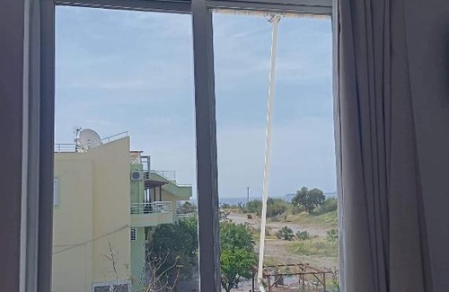 Haraki Hotel | Budget-Friendly ZOGRAFOS 2 with Family Amenities