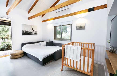 Dalia Hotel | Discover Zohar Badeshe: Family-Friendly Retreat with Spa