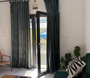 Toroni Villa | Zohavillas white