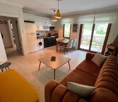 Akyaka City Center Apartment | Pet-Friendly Retreat at Zoi House Akyaka - Rated 8/10