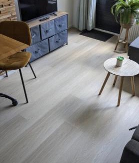 Wijk aan Zee Apartment | Cozy Retreat in Wijk aan Zee for Two - Family & Pet Friendly