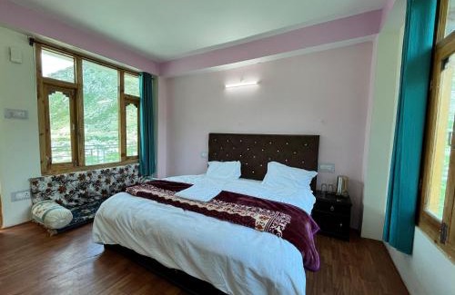 Sangla House | Zomsa Homestay Chitkul