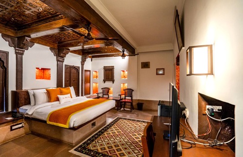 Phalodi Hotel | Discover Zone Palace by The Park in Phalodi with Pool