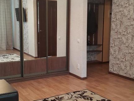 Saratov Apartment | Budget-Friendly Zoo Apartment with 9/10 Guest Satisfaction