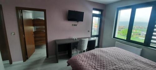 Blagoevgrad Hotel | Budget-Friendly Zora: Family & Wheelchair Accessible Stay