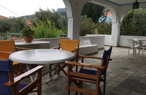 Sampatiki House | Discover Zorba's House: Independent Retreat by the Sea