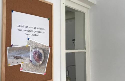 Municipality of Katwijk Bed & Breakfast | Experience Zoute Zeelucht: Guest Rated 8.9 for Comfort
