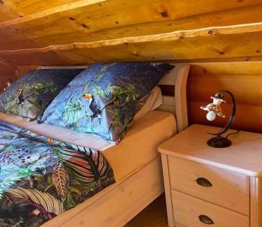 Liptovsky Trnovec Ski Chalet | Top-Rated Zrub Kubko: Family-Friendly Retreat Awaits