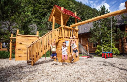 Bystra Apartment | Discover Zruby Bystrá: 4-Star Retreat for Families & Pets