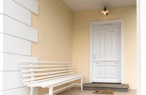 Kirchbichl House | Discover Zu Hause in Tirol: Family-Friendly & Pool Access