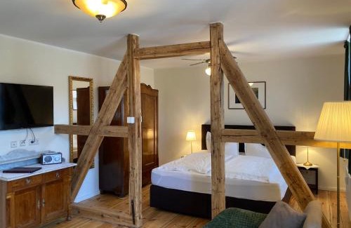 Lubbenau/Spreewald Apartment | Inviting Stay at Zum alten Müller-Jäger with Hot Tub & Breakfast