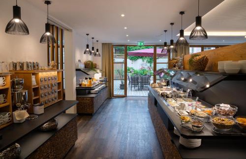 Berching Hotel | Explore the Comfort of Zum Dallmayr Hotel Garni, Rated 9.1