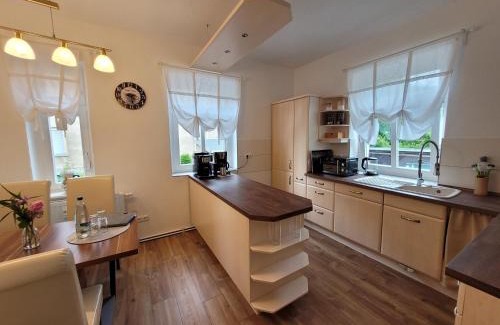 Weixdorf Apartment | Child-Friendly Retreat at Zum Eulennest: Guest Rated 9.8