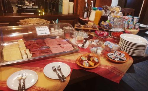 Karlstadt Hotel | Discover Zum Fehmelbauer: Family-Friendly with Dining Options