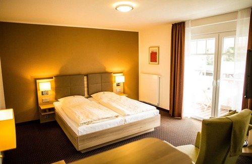 Nordholz Hotel | Discover Comfort at Zum grünen Walde - Rated 8.4/10
