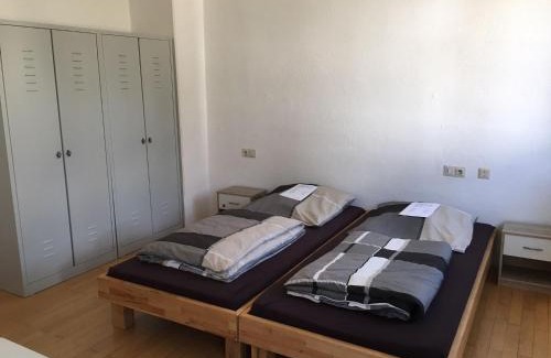 Ichenhausen House | zum Handwerker Glück Boschhorn