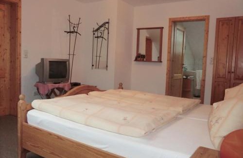 Deggendorf House | Oceanfront Retreat at Zum Horizont with Spa & Hot Tub