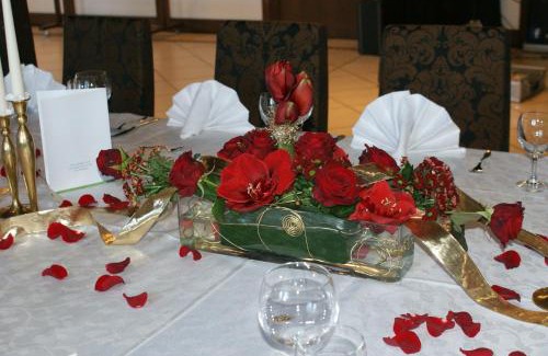 Bad Rothenfelde Hotel | Convenient Stay at Zum Jägerkrug with Pet-Friendly Amenities
