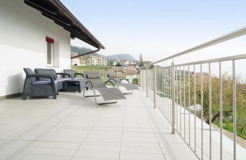 Caldaro Sulla Strada del Vino House | Stunning Oceanfront Retreat at Zum Schwarzen Kus
