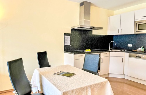 Palzem Apartment | Relax at Zum Trichter: Spa & Family-Friendly Amenities