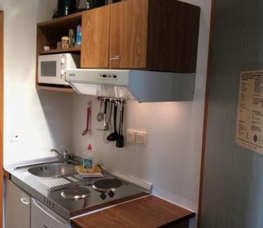 Wester-Ohrstedt Apartment | Pet-Friendly Retreat at Zum Wels - Family Friendly Stays