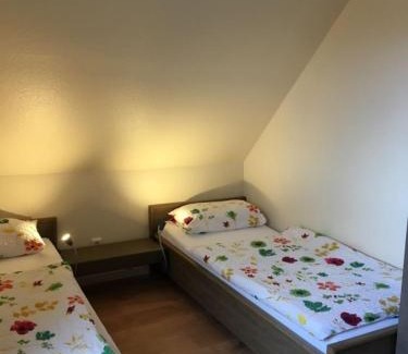 Wester-Ohrstedt Apartment | Inviting Stay at zum Zander: Pet & Child Friendly Retreat