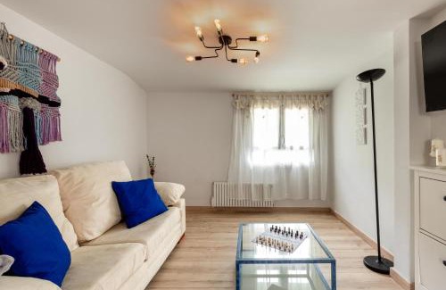 Zumaia Apartment | Family-Friendly Retreat at Zumaiako Txapitula - BasKey Rentals