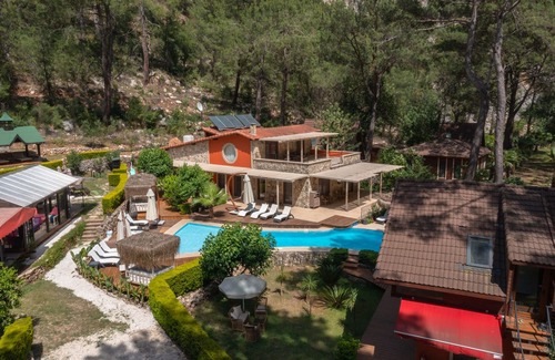 Cirali Villa | Experience Oceanfront Bliss at Zumrut Cirali Butik Otel