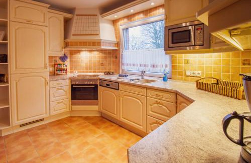 Uttum House | Pet and Child Friendly Stay at Zur alten Mühle
