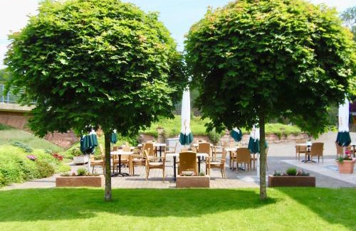 Lutzkampen Hotel | Inviting Stay at Zur Alten Mühle with Family-Friendly Amenities