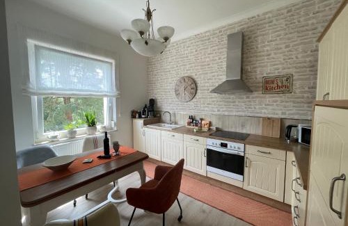 Stolberg Apartment | Relax at "Zur Erholung" in Jugendstilvilla Sonnenschein