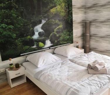 Mainzweiler Hotel | Pet-Friendly Retreat at Zur Linde with Delicious Breakfast