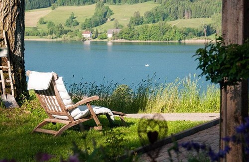 Oberhofen am Irrsee Apartment | Unforgettable Stay at Zur Linde - Roiderhof am Irrsee