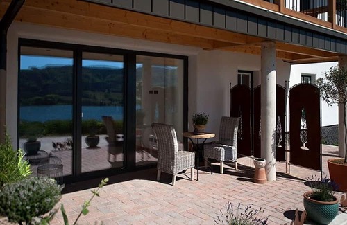 Oberhofen am Irrsee Apartment | Unforgettable Stay at Zur Linde - Roiderhof am Irrsee