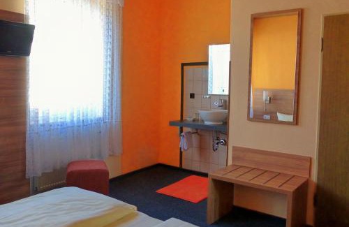 Mainz-Bingen House | Discover Zur Lindenau: Family-Friendly Dining Awaits!