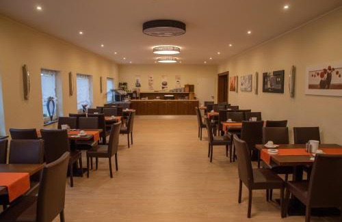 Altlay Hotel | Discover Comfort at Zur Morschbach - Pet Friendly Retreat