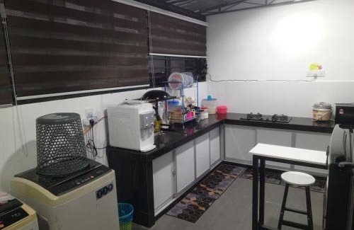 Kampung Bukit Katil House | Relaxing Getaway at ZR Holdfast Homestay Melaka