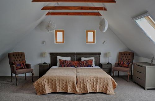 Josvafo House | Experience Zuzmó Guesthouse: Historic Farmhouse for 10