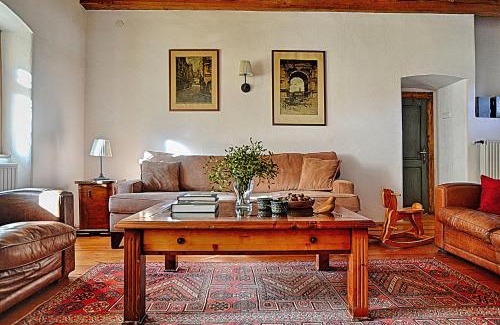 Josvafo House | Experience Zuzmó Guesthouse: Historic Farmhouse for 10