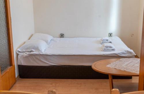 Vitosha District Bed & Breakfast | Inviting Zvezditsa Chalet: Pet and Child Friendly Retreat