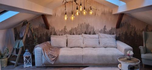 Zwoenitz Apartment | Pet-Friendly Getaway at Zwönitz-Liebe with High Ratings
