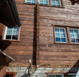 Riale House | Oceanfront Retreat at Zwargji - Rated 9.4 by Guests