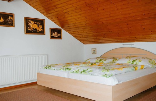 Notsch Apartment | Zweibettzimmer, Dusche, Bergseite - Gästehaus Mikosch