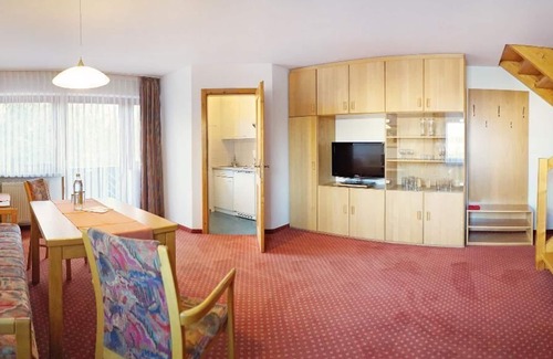 Bad Fuessing Apartment | Beautiful Two-Room Apartment with Balcony & Garden Access