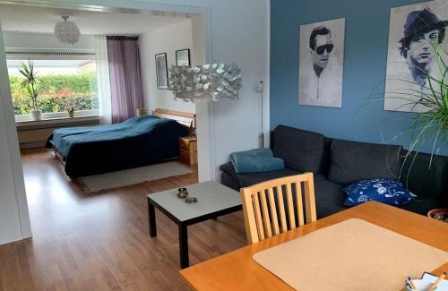 Langenfeld Apartment | Peaceful Retreat Between Cologne and Düsseldorf with Breakfast