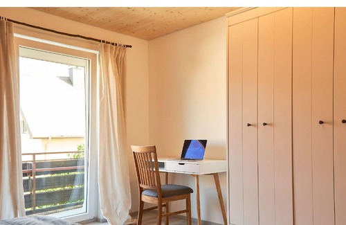 Buhl Apartment | Discover Zwitscherliebe: Ideal Family Retreat with Kitchen