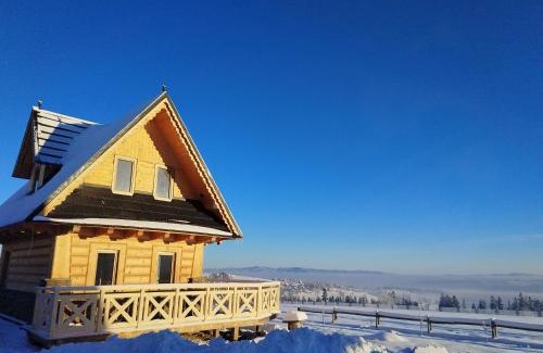 Zab Ski Chalet | Relaxing Zymbiańsko Chałupa 2 with Hot Tub & Family Focus