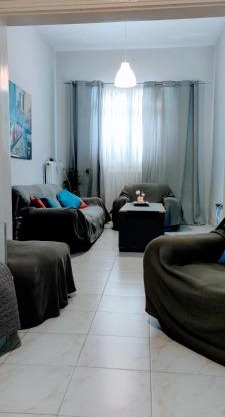 Ευρύχωρο σπίτι στην Πάτρα