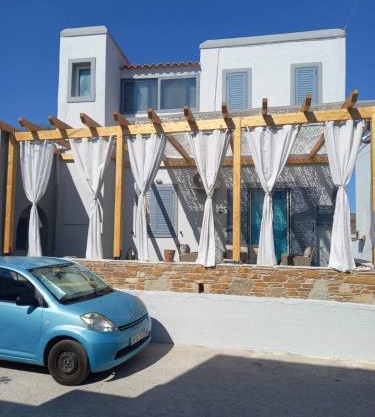 Κυκλαδίτικη βίλα στην Παραλία Αντώνηδες, Κύθνου